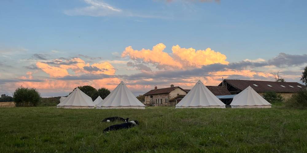  Les sabots de laine (Nouvelle-Aquitaine, Haute-Vienne)