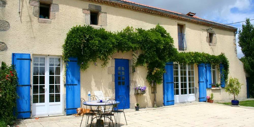  Chambre d’Hôtes les Mariés (Pays de la Loire, Maine-et-Loire)