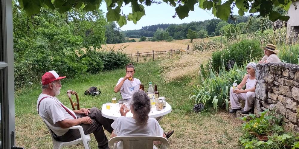 la clairière d'Ouilly,vue du gîte -  Gîte des châtaigniers (Bourgogne-Franche-Comté, Saône-et-Loire)