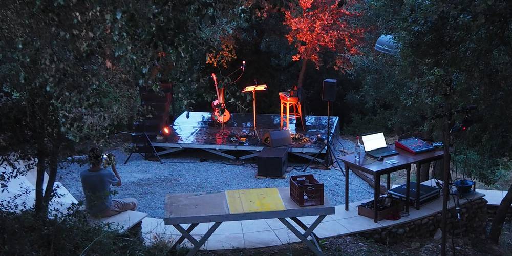 amphithéâtre seguins -  LES SEGUINS (Provence-Alpes-Côte d’Azur, Alpes-de-Haute-Provence)