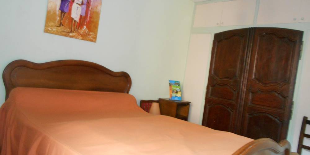 Chambre 2personnes -  GÎTE PAYSAN (Bourgogne-Franche-Comté, Saône-et-Loire)