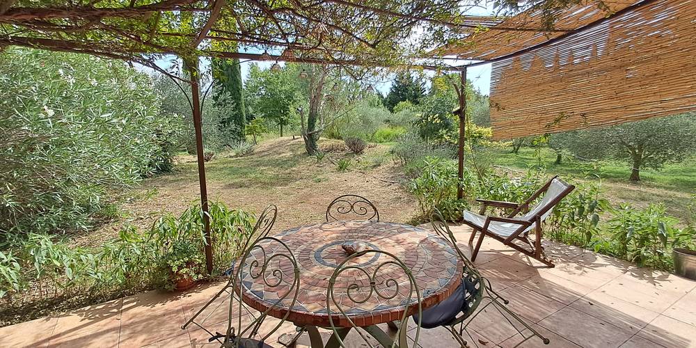vue sur le jardin -  Les Fiolles (Provence-Alpes-Côte d’Azur, Bouches-du-Rhône)