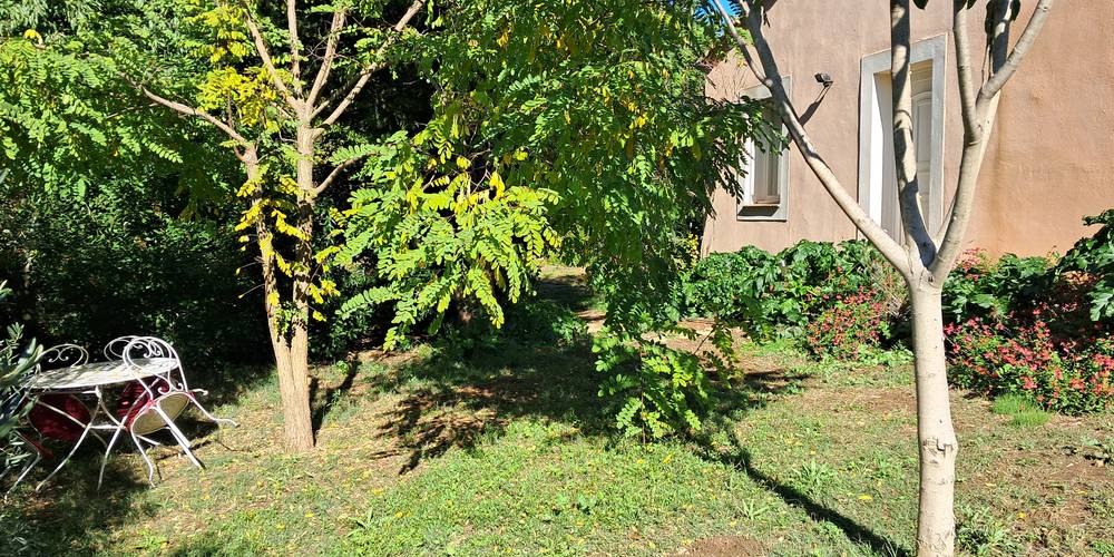 entrée du gîte à l'ouest -  Les Fiolles (Provence-Alpes-Côte d’Azur, Bouches-du-Rhône)