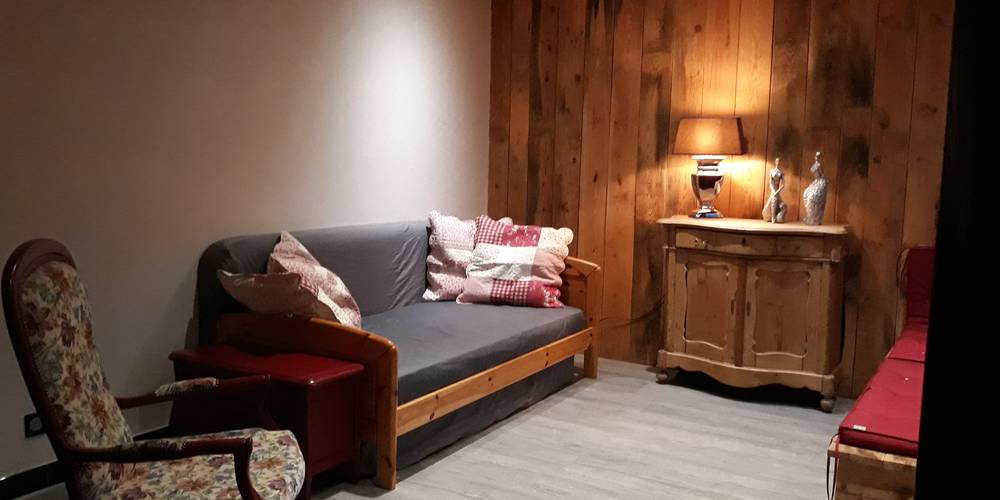  Gîte la Ferme de Servanges  -Parcours pieds nus "Lou Pié-Déchô" (Auvergne-Rhône-Alpes, Loire)