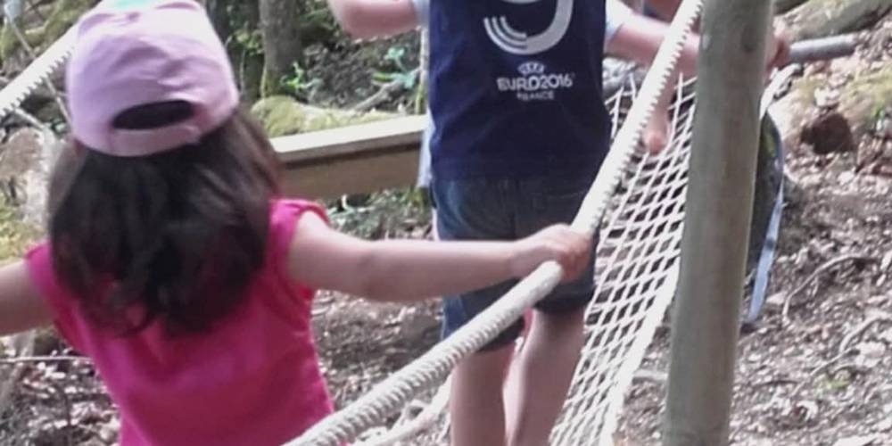  Gîte la Ferme de Servanges  -Parcours pieds nus "Lou Pié-Déchô" (Auvergne-Rhône-Alpes, Loire)