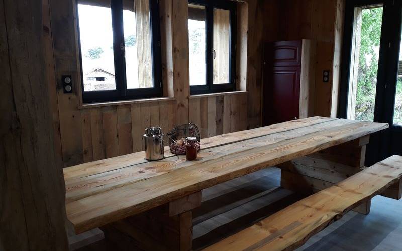  Gîte la Ferme de Servanges  -Parcours pieds nus "Lou Pié-Déchô" (Auvergne-Rhône-Alpes, Loire)