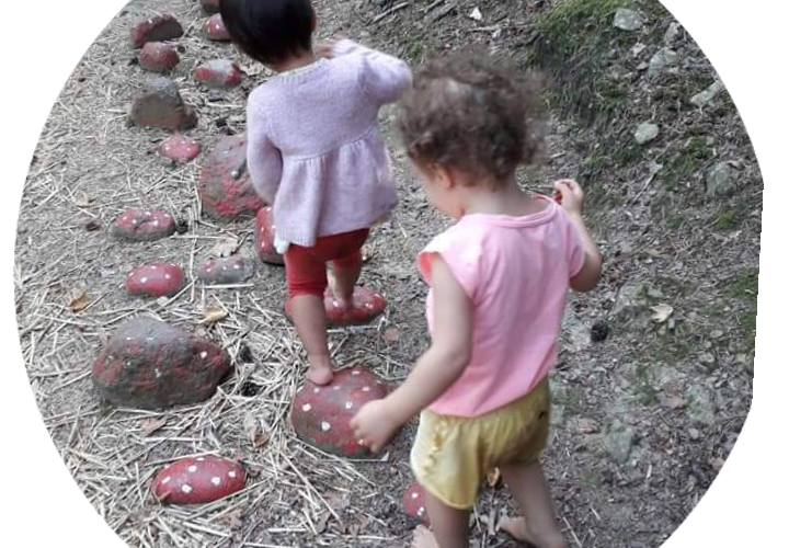  Gîte la Ferme de Servanges  -Parcours pieds nus "Lou Pié-Déchô" (Auvergne-Rhône-Alpes, Loire)