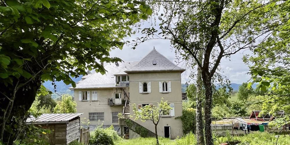  LE CHÂTEAU PARTAGE (Auvergne-Rhône-Alpes, Savoie)