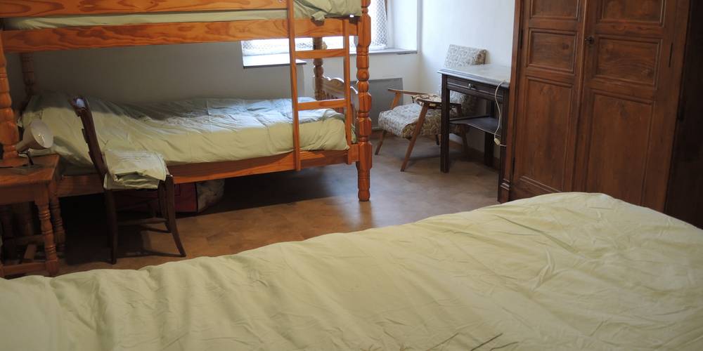 Chambre 3, étage -  GAEC de Millepertuis (Auvergne-Rhône-Alpes, Puy-de-Dôme)