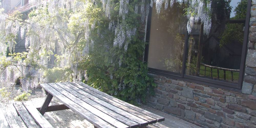 la terrasse du gite -  LA FERME D'ETIENNETTE (Normandie, Manche)