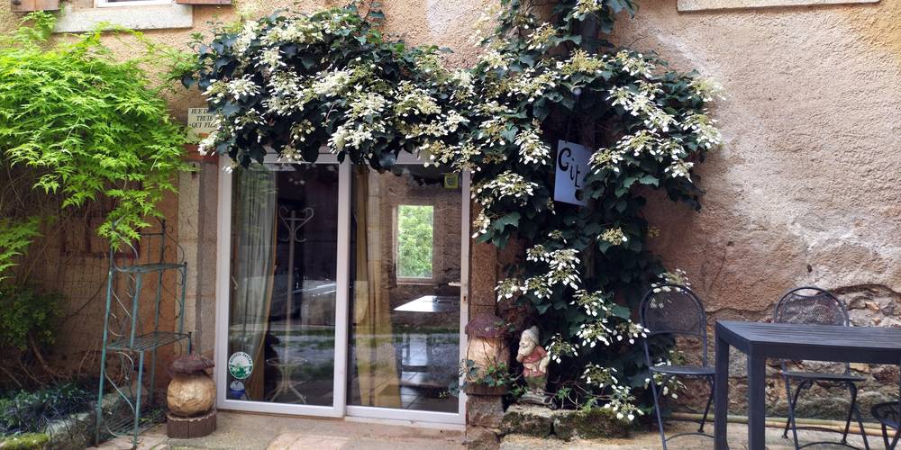 Entrée principale du gîte. -  GÎTE DE LA TRUIE QUI FILE (Occitanie, Tarn)