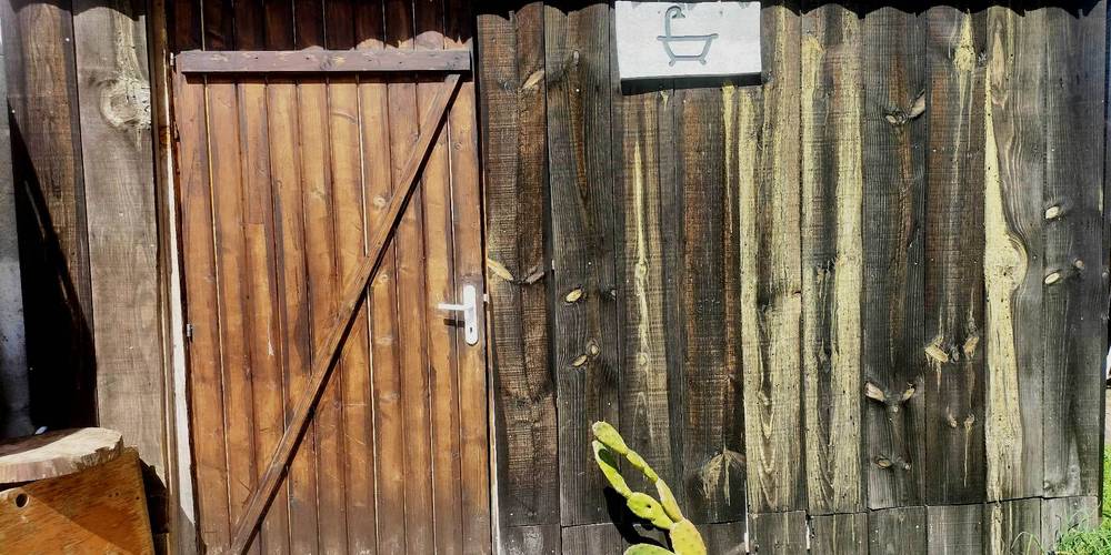 salle de bain vue de l'extérieur -  POTABILIS LA FERME A CULTURE (Nouvelle-Aquitaine, Gironde)