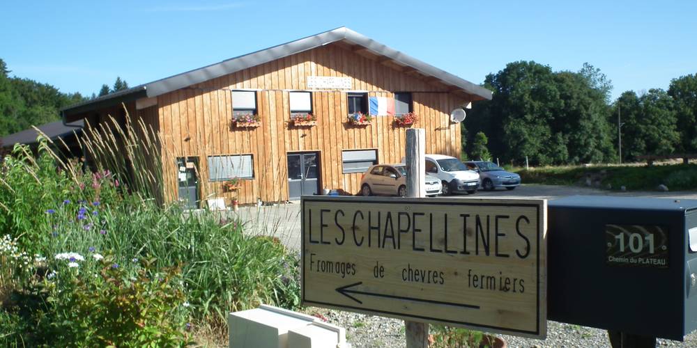  Damien et Marianne DOMPMARTIN - Ferme Les Chapellines (Auvergne-Rhône-Alpes, Haute-Savoie)