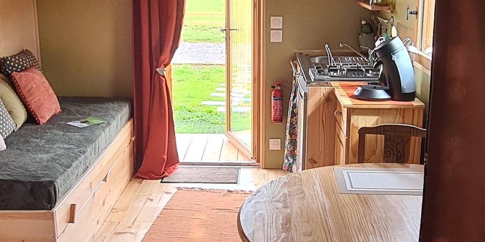 Vue d'ensemble roulotte -  La Ferme Buissonnière (Normandie, Orne)