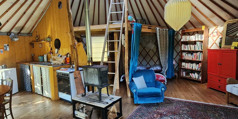  Chez Marine Batigne-Yourte au pays du Pastel (Occitanie, Tarn)