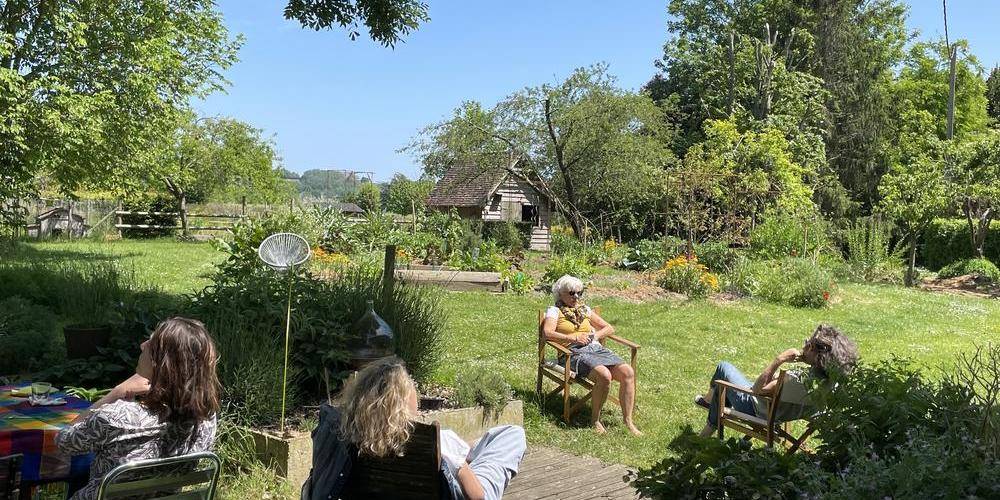Détente au soleil... -  La Grande Maison (Normandie, Orne)
