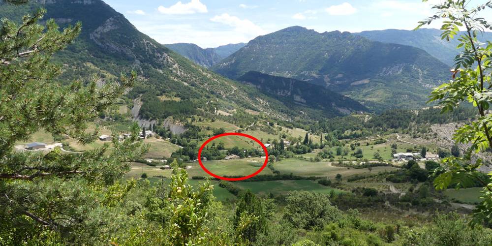 Le gîte La Piarra dans son ecrin de montagnes! -  Gîte La Piarra (Auvergne-Rhône-Alpes, Drôme)