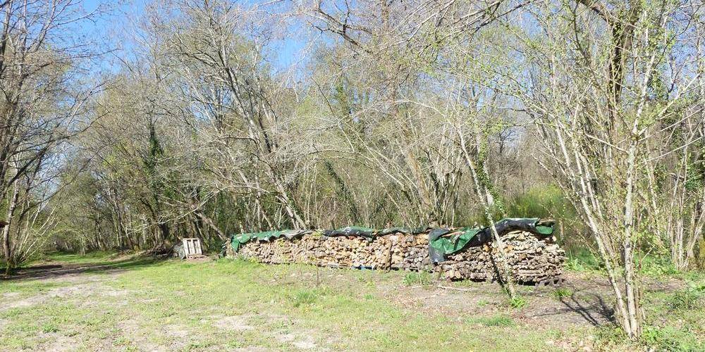 La voie qui n'est plus ferrée -  GARE DE TOURNEUVE (Nouvelle-Aquitaine, Lot-et-Garonne)