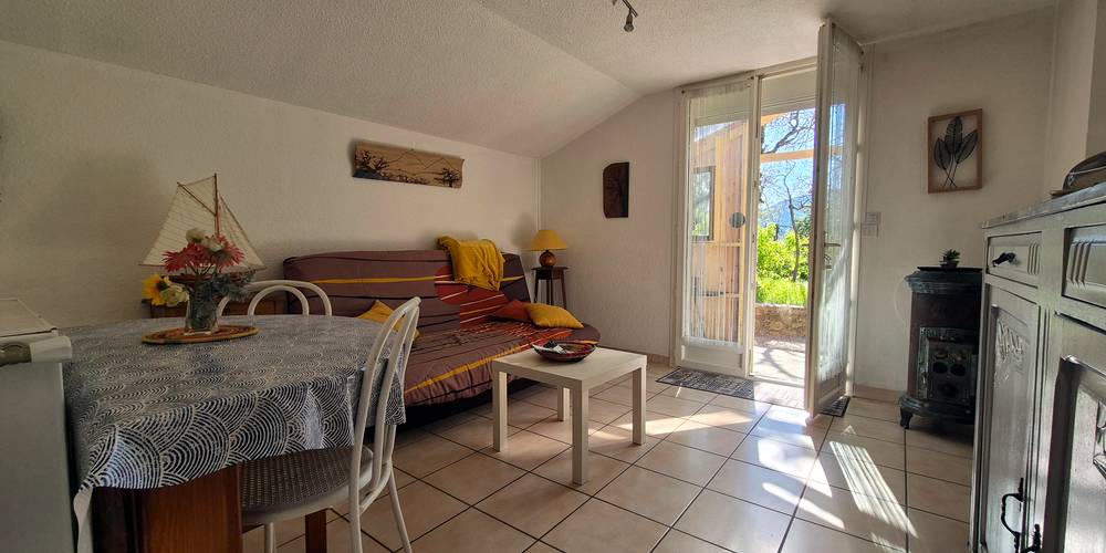 salon l estive -  L'oustaou dou Pastre (Provence-Alpes-Côte d’Azur, Hautes-Alpes)