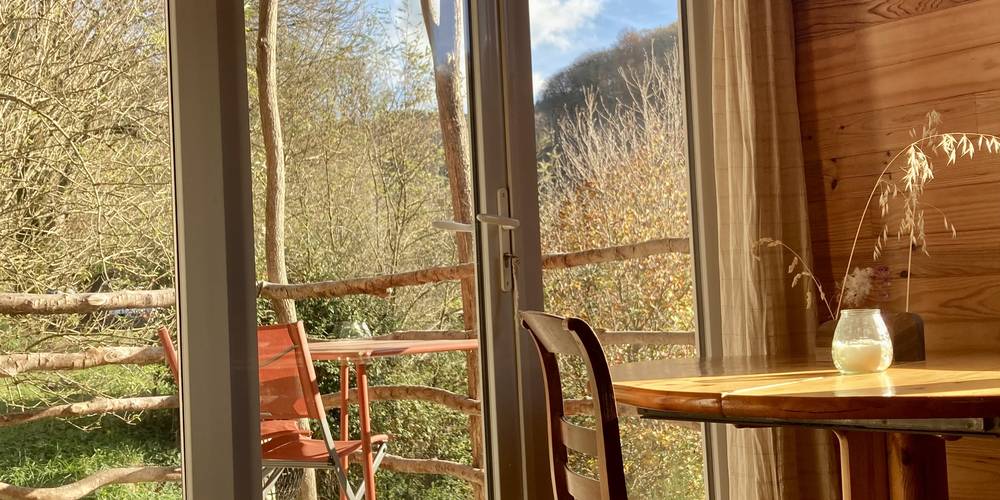 Le Petit Chalet - le séjour -  Le Verdet, Dormir au Jardin (Occitanie, Tarn)