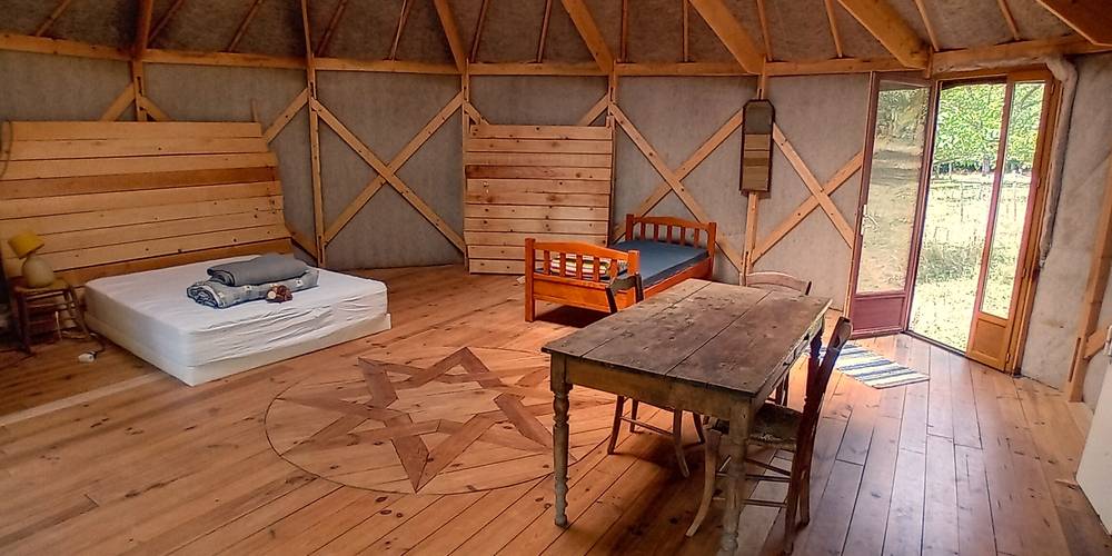 Le cosi spatial de la Yourte -  La Ferme de San (Auvergne-Rhône-Alpes, Isère)