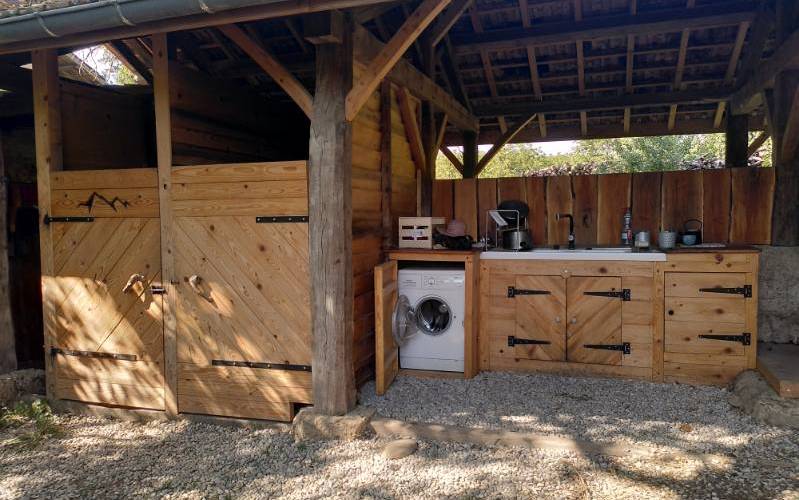 pour les commodités ... -  La Ferme de San (Auvergne-Rhône-Alpes, Isère)