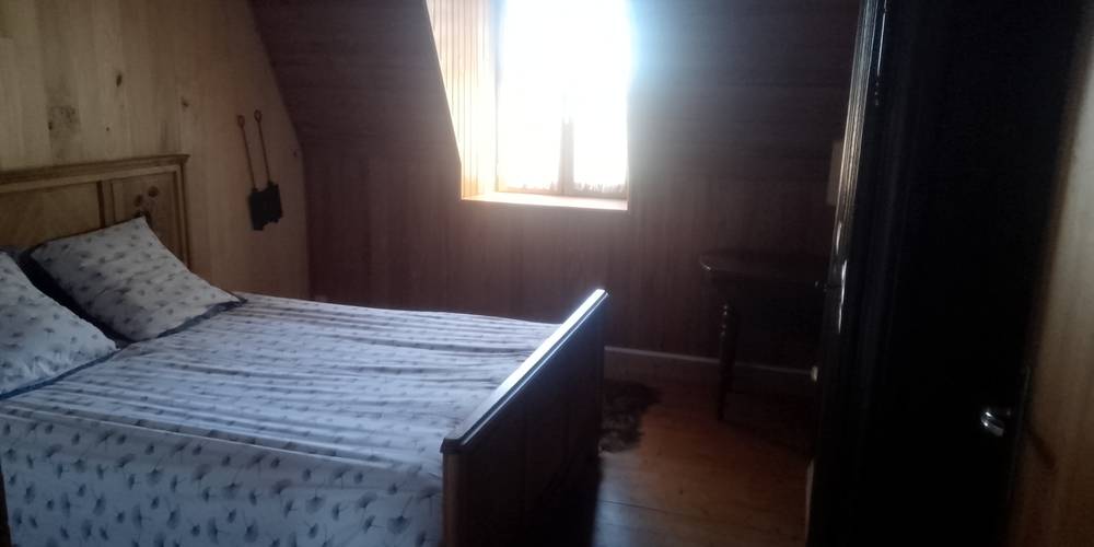 Deuxième chambre double -  Chez Louise (Auvergne-Rhône-Alpes, Puy-de-Dôme)