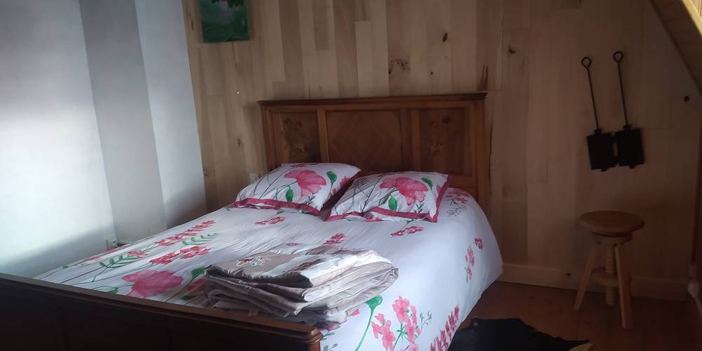  Chez Louise (Auvergne-Rhône-Alpes, Puy-de-Dôme)