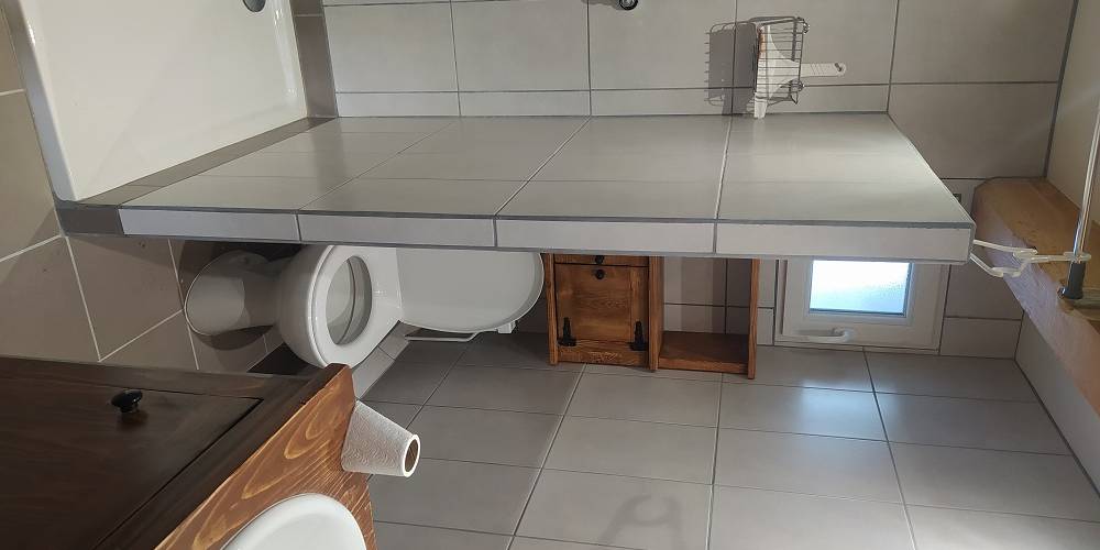  Chez Louise (Auvergne-Rhône-Alpes, Puy-de-Dôme)