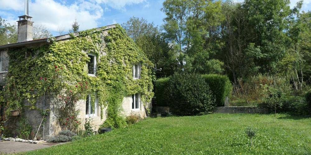  Le Moulin aux Ecrevisses (Grand Est, Haute-Marne)