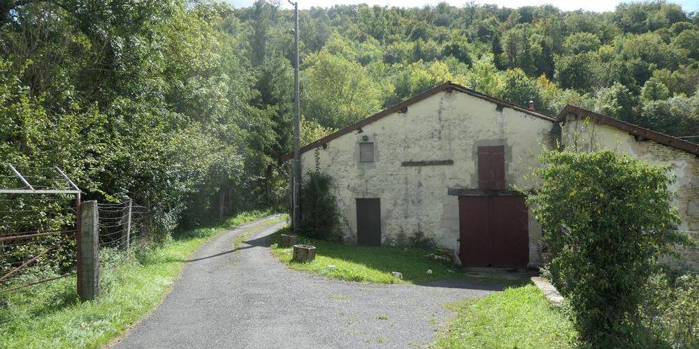  Le Moulin aux Ecrevisses (Grand Est, Haute-Marne)