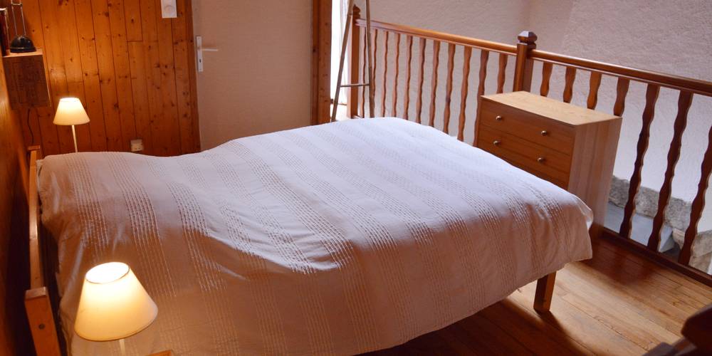  Gîte la Roche (Auvergne-Rhône-Alpes, Puy-de-Dôme)