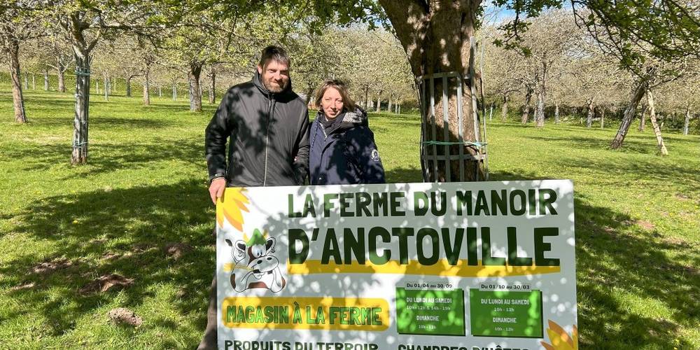  La ferme du manoir d'Anctoville (Normandie, Manche)