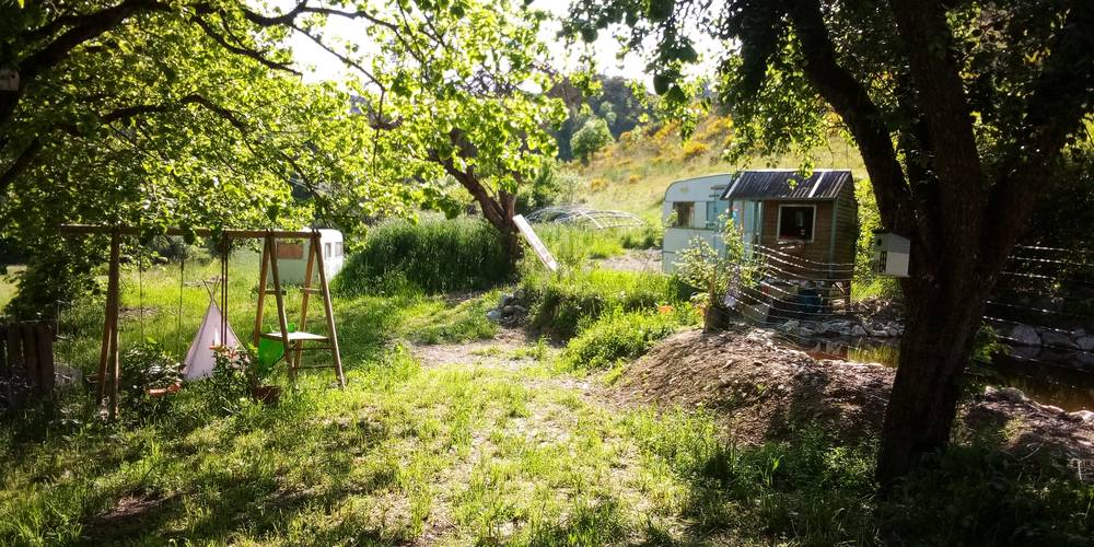 L'aire de jeux -  Ferme des Montagnes Bleues (Auvergne-Rhône-Alpes, Drôme)