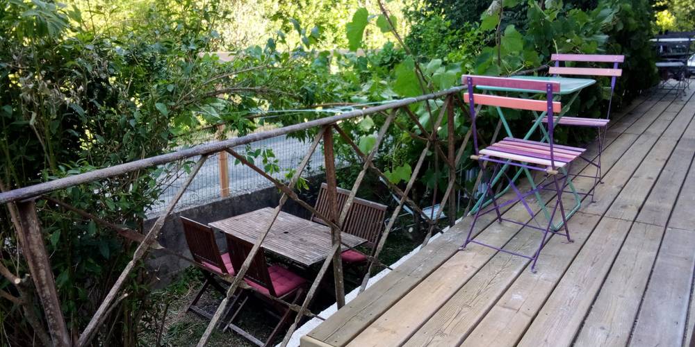 Le balcon de la chambre -  Ferme des Montagnes Bleues (Auvergne-Rhône-Alpes, Drôme)