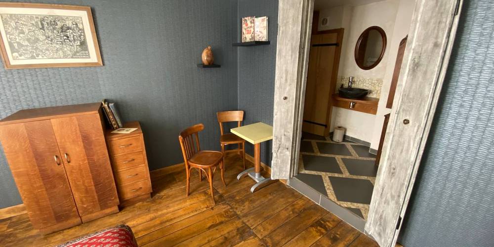 Chambre 2 -  L'espinguette (Occitanie, Aveyron)