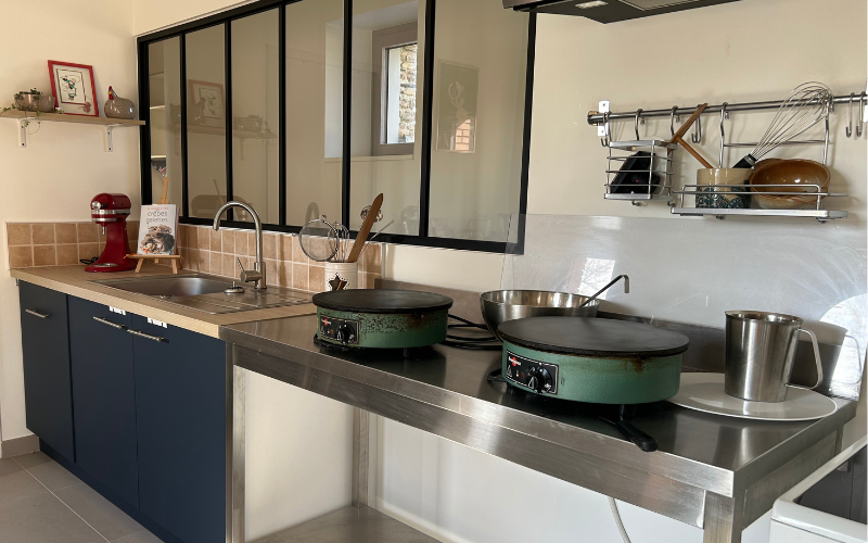 La cuisine-labo de Clarisse -  La Croisée des Chemins (Pays de la Loire, Maine-et-Loire)