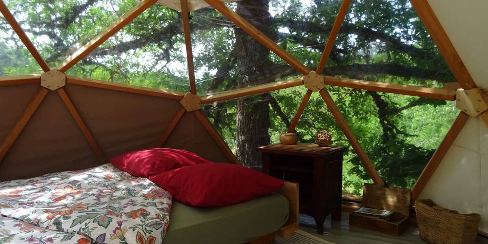à l'intérieur des dômes -  Le Moulin de Recours (Auvergne-Rhône-Alpes, Isère)