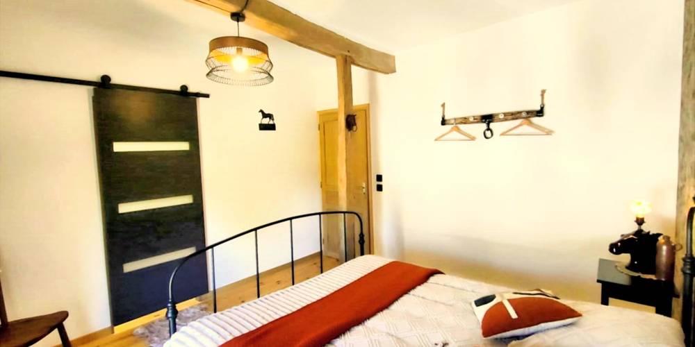 SALLE DE BAIN PRIVATIVE DANS CHAQUE CHAMBRE -  La Source de nos racines (Hauts-de-France, Nord)