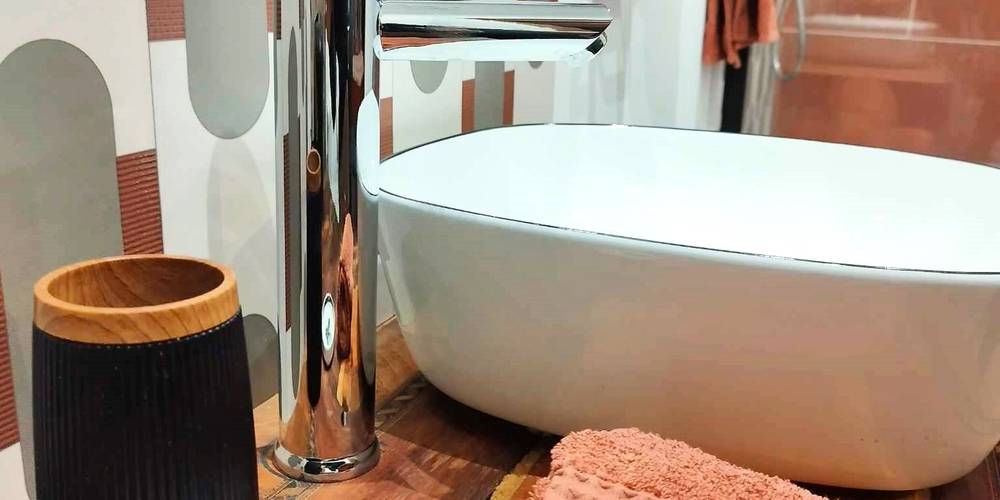 LINGE DE TOILETTE INCLUS DANS LES SALLES DE BAIN -  La Source de nos racines (Hauts-de-France, Nord)