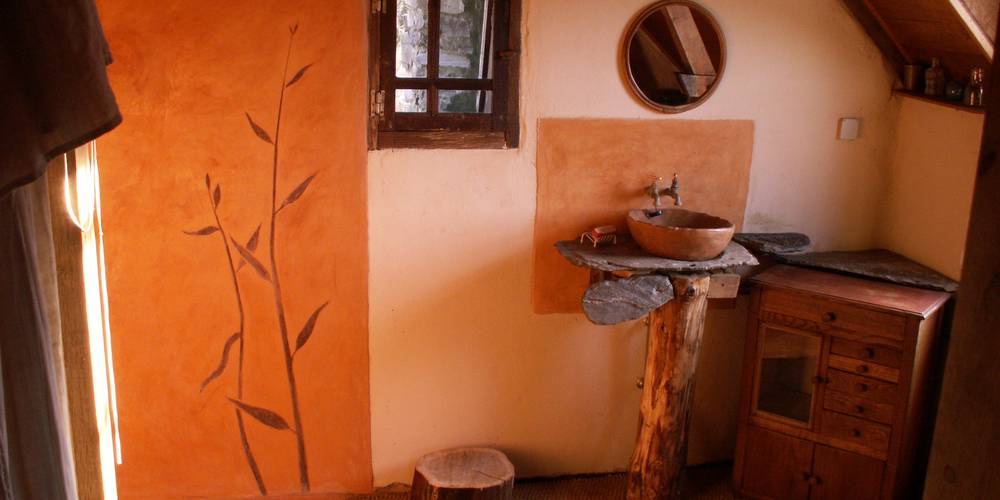 salle d'eau , douche avec enduit stuc -  rocabrac (Occitanie, Aveyron)