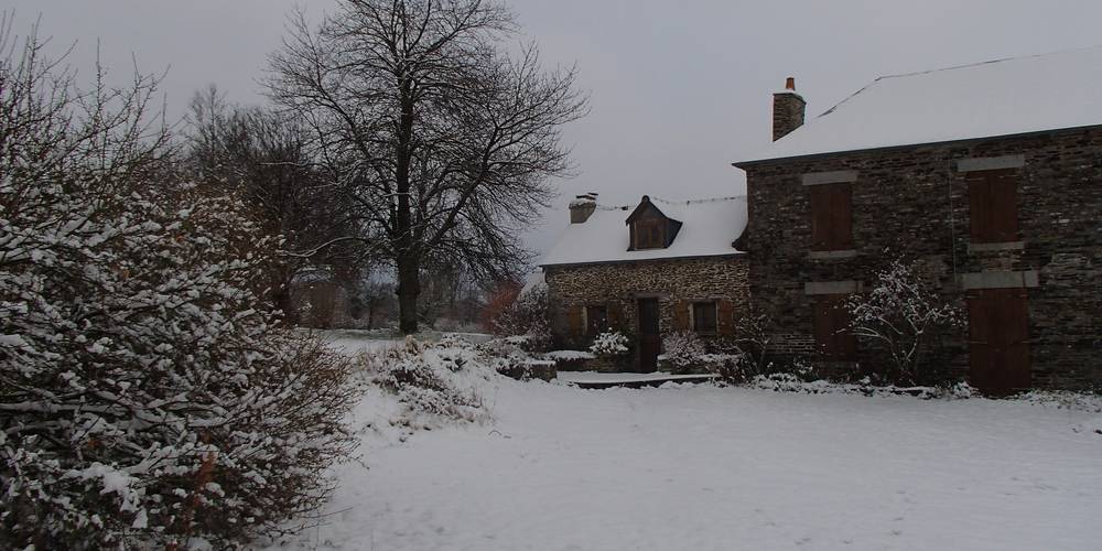 sous la neige -  SCI Le petit promenant (Normandie, Calvados)