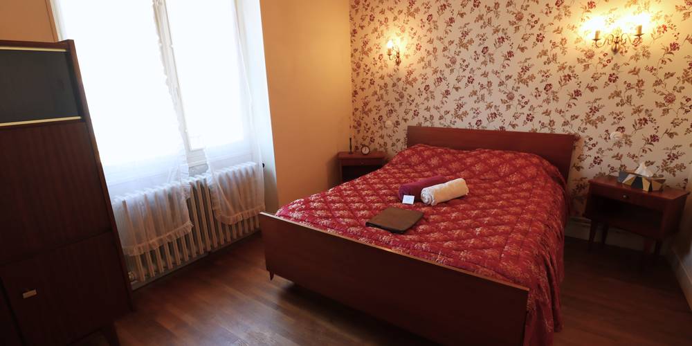 Chambre de Lucette -  Bienvenue chez Mémé (Bourgogne-Franche-Comté, Yonne)