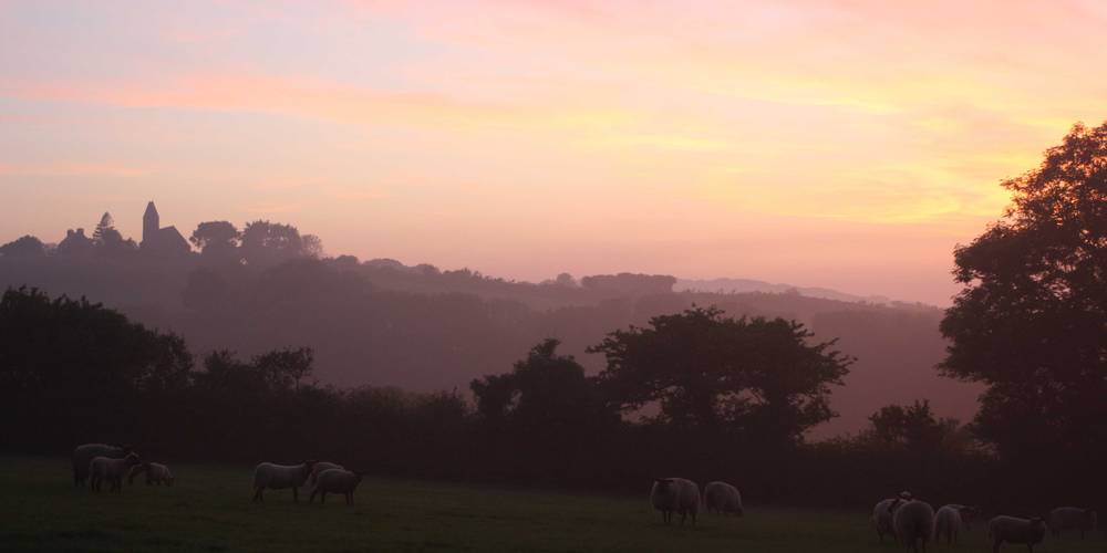 coucher de soleil avec montée de brume -  Les Ricochets (Normandie, Manche)