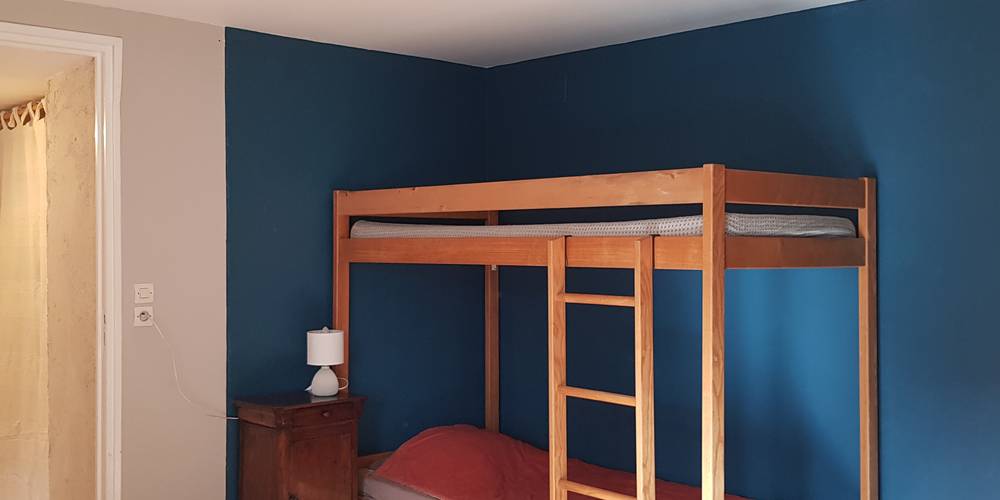 Coin couchage -  LES RUCHERS DE SALLAGRIFFON (Provence-Alpes-Côte d’Azur, Alpes-Maritimes)