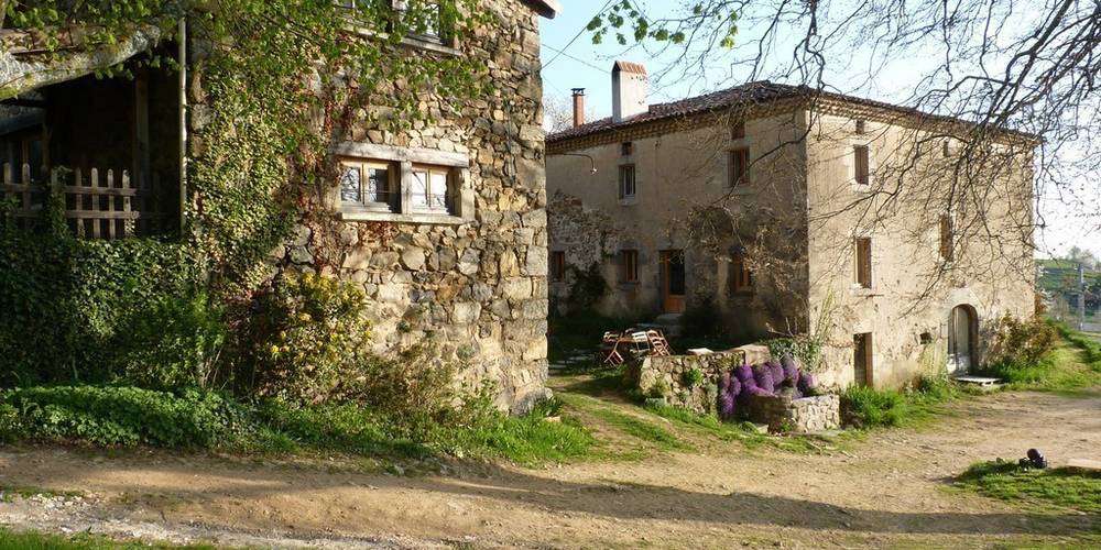  La ferme de mazairas (Auvergne-Rhône-Alpes, Ardèche)