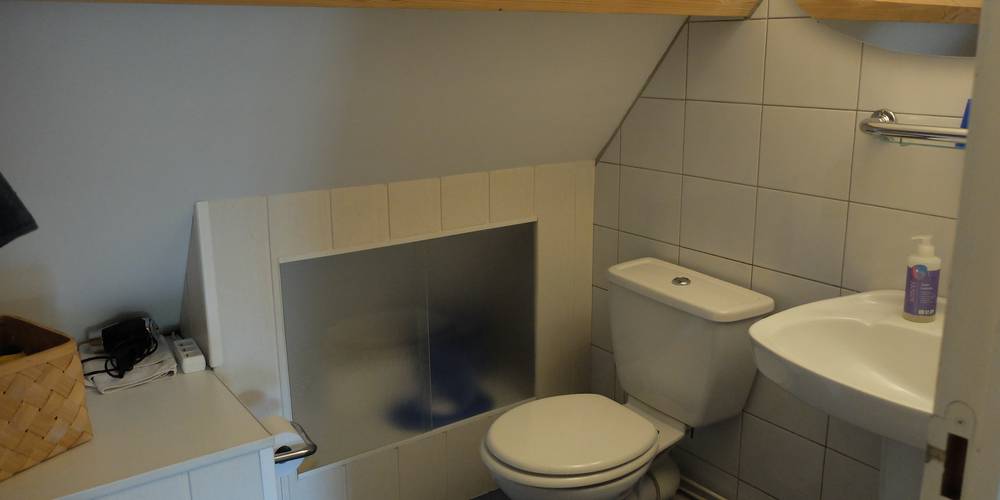 Salle de bains chambre bleue -  LE PALUDIER (Pays de la Loire, Loire-Atlantique)