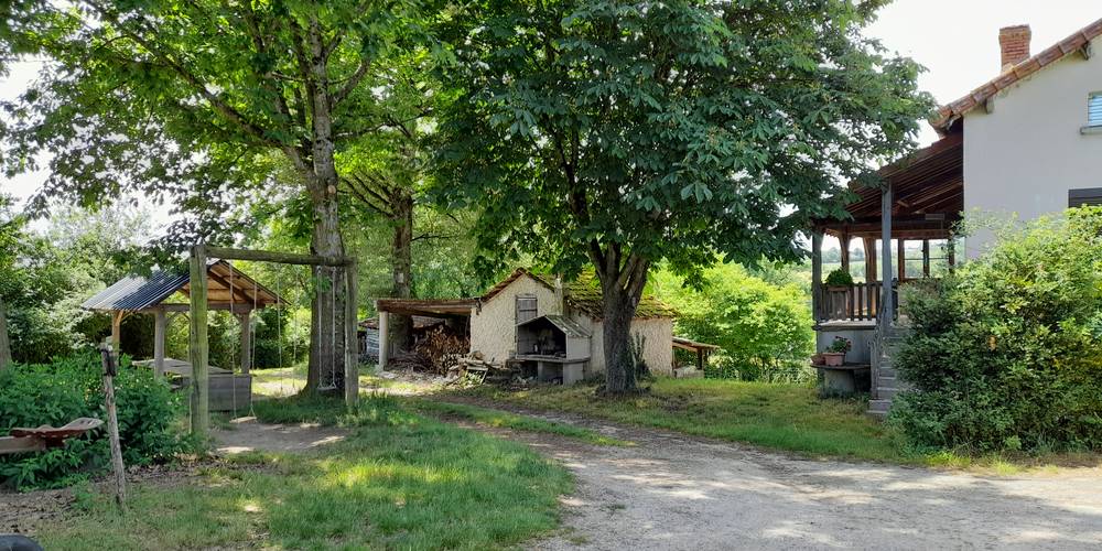 vue espace commun -  FERME DU MARIGOT (Occitanie, Aveyron)