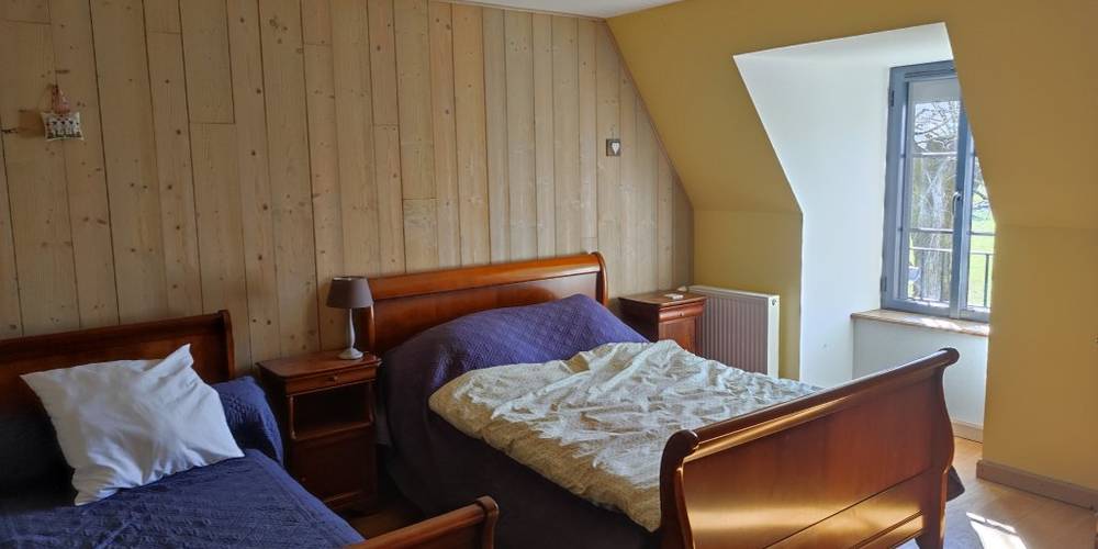  FERME DES CHEVADIÈRES (Auvergne-Rhône-Alpes, Cantal)