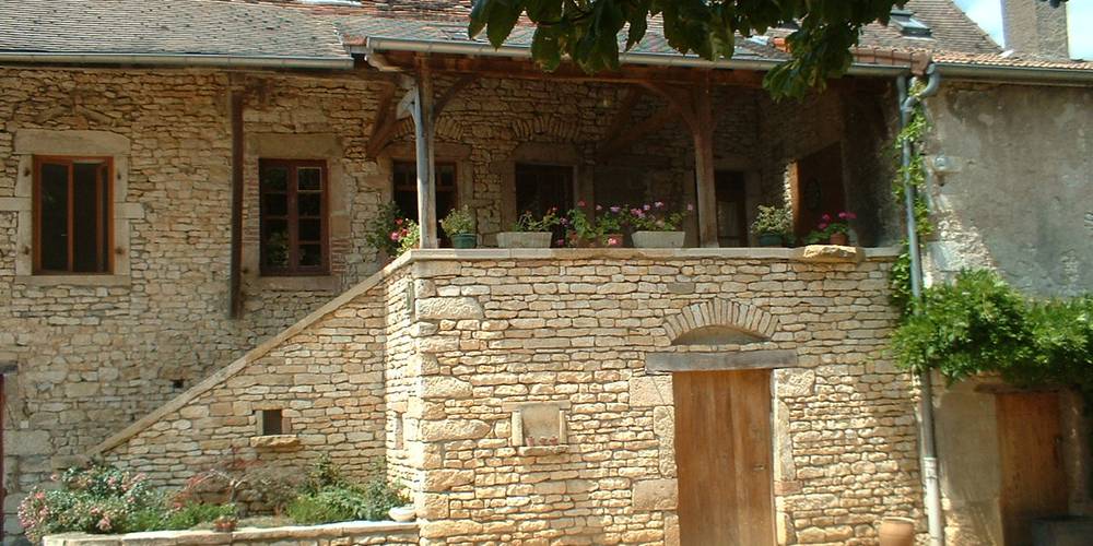 notre maison vigneronne -  LES VIGNES DERRIÈRE (Bourgogne-Franche-Comté, Saône-et-Loire)